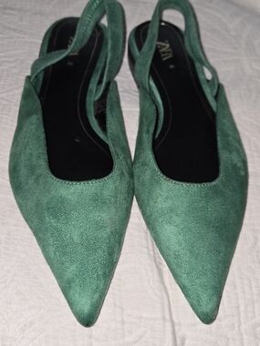 Zara Green Suede Pointed Slingback Flats